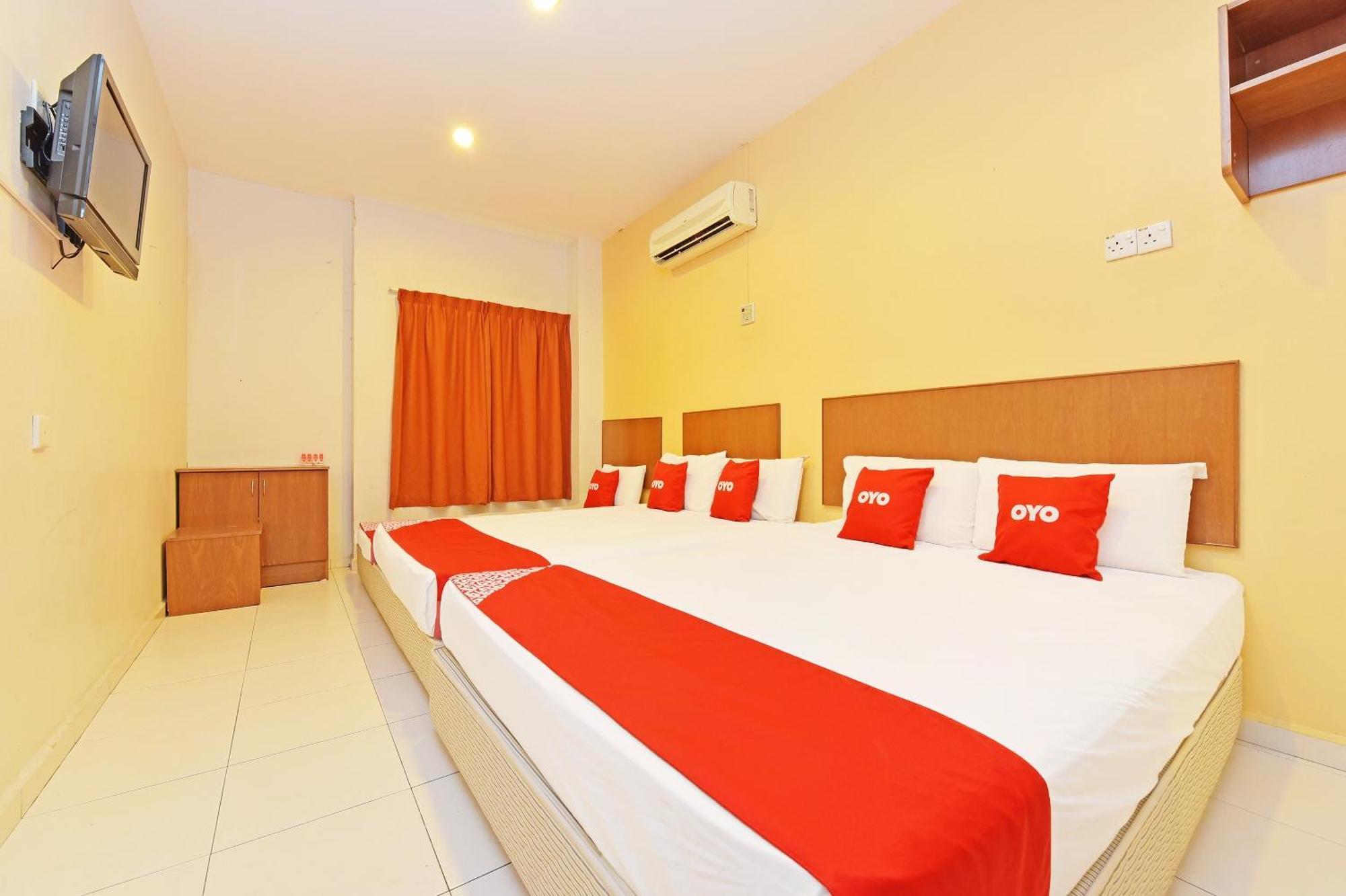 Oyo 582 Hotel Walk Inn Kampong Pasir Puteh  Екстериор снимка
